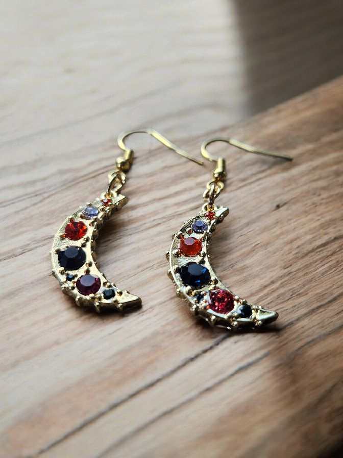 Glimmer Moons on Gold Earrings and Necklace Set