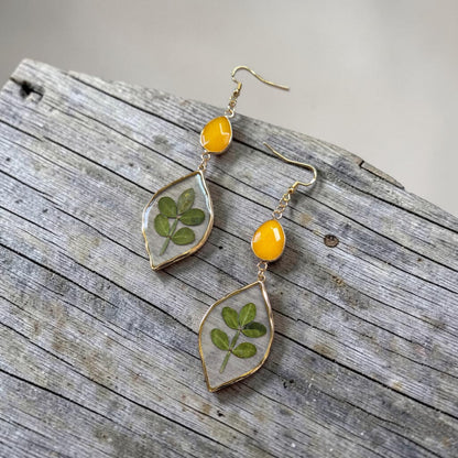 Yellow Amber Teardrops with Leaves in Resin Golden Dangle Earrings