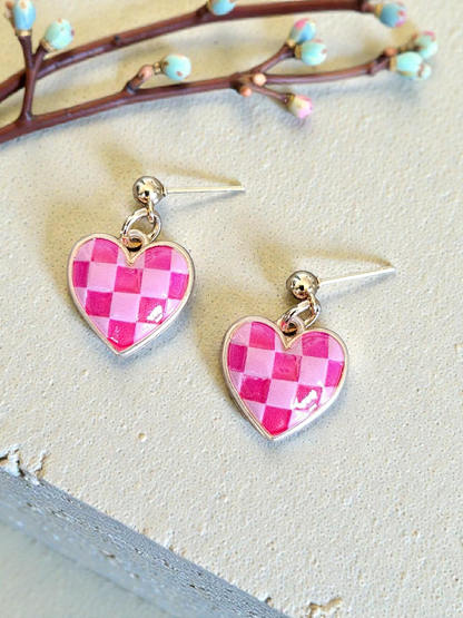 Pink Checkered Hearts on Golden Stud Earrings