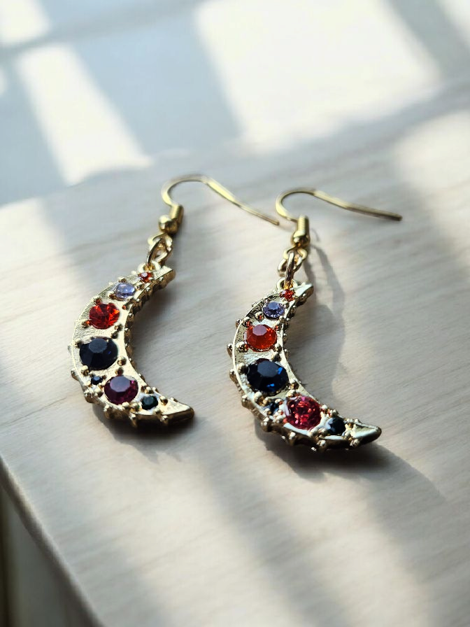 Glimmer Moons on Gold Earrings and Necklace Set