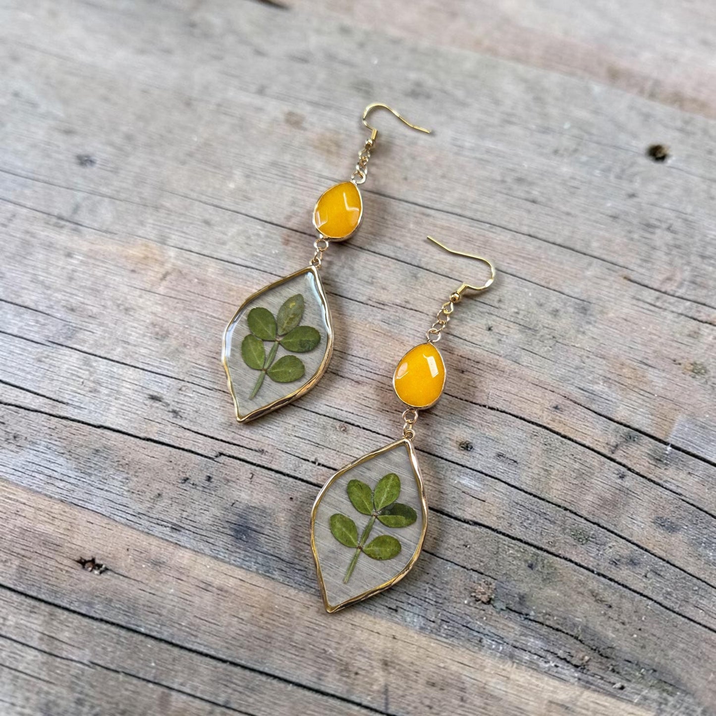 Yellow Amber Teardrops with Leaves in Resin Golden Dangle Earrings